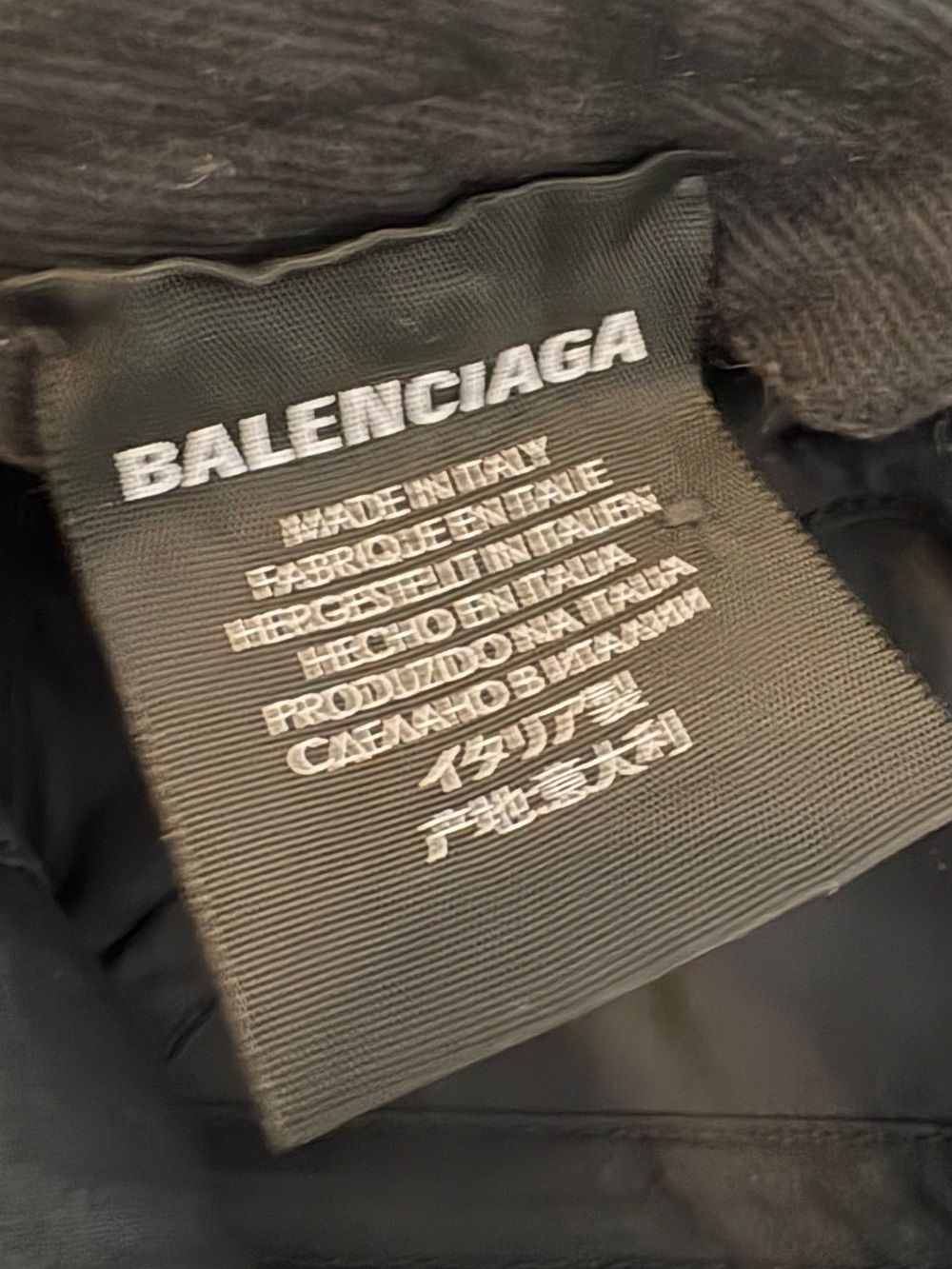 Balenciaga Black Cap with White Embroidered Logo - Picture 7 of 7